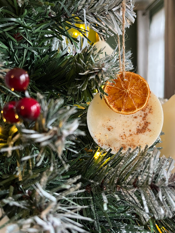 Scented Hanging Wax Melt Decoration - Chalet